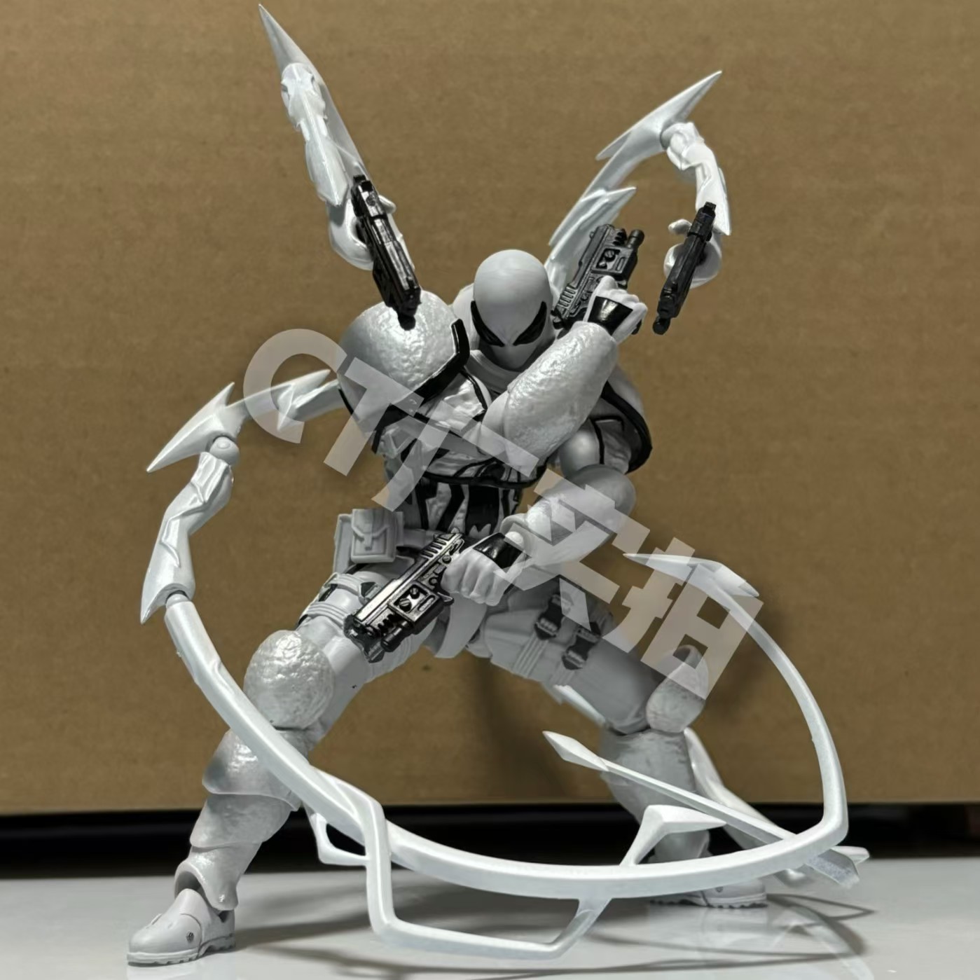 Ct White Venom Action Figure H - огляд і ціна Model Kit Venom