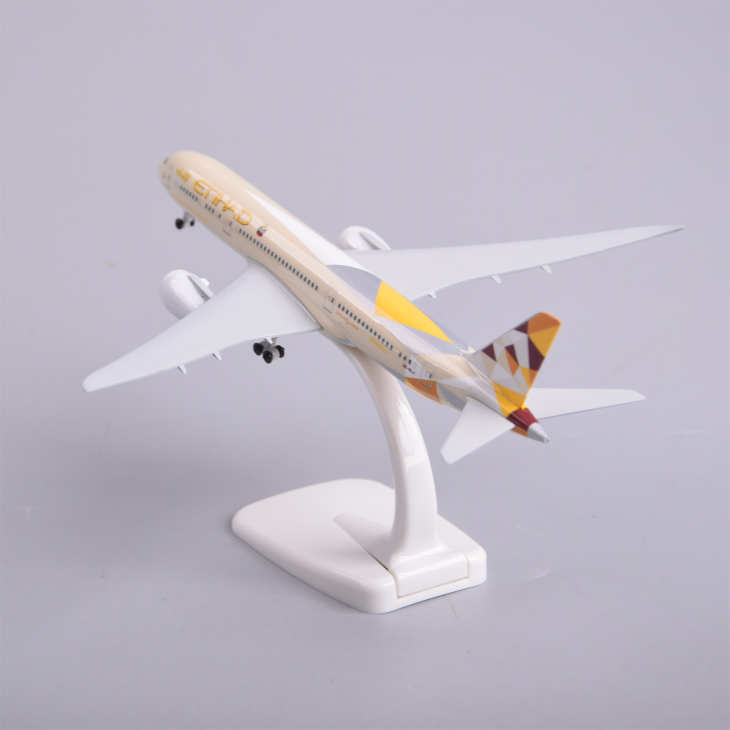 1/300 Scale 20cm Etihad B787 D - огляд і ціна Model Kit Plane
