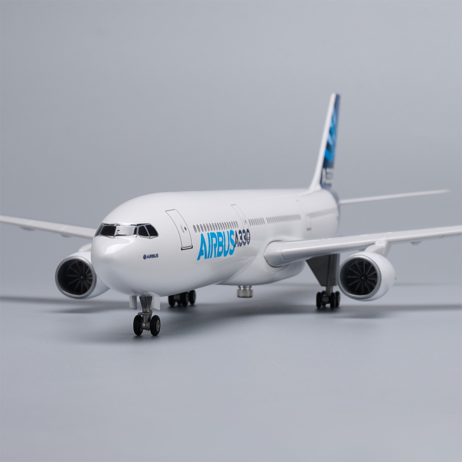 47cm Large Scale Prototype A33 - огляд і ціна Model Kit Plane