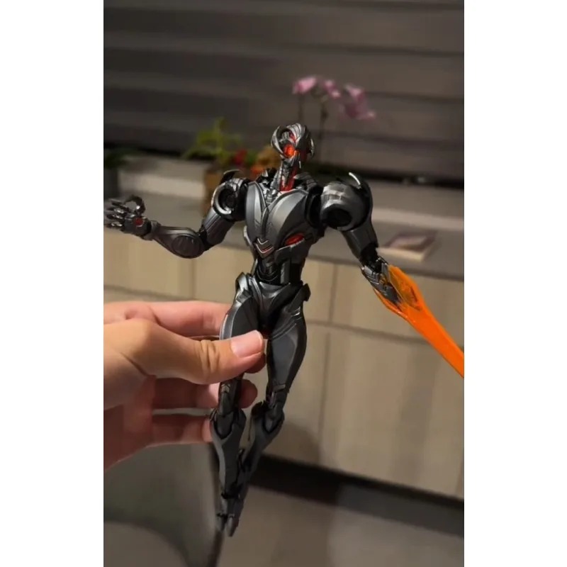 In Stock New Blokees Ultron Ma - огляд і ціна Model Kit Venom