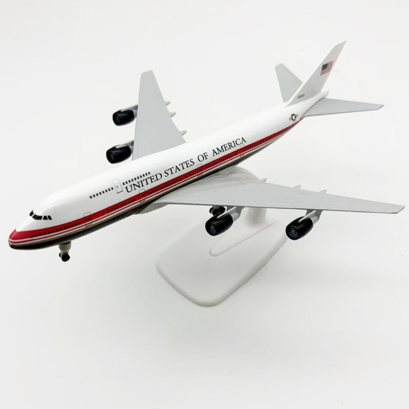 New 20cm Air Force One B747-20 - огляд і ціна Model Kit Plane